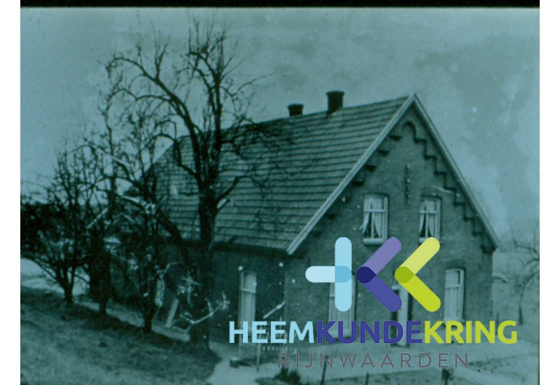 HERWEN (145)